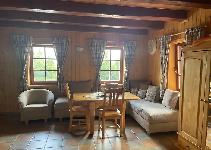 山林小屋 Rekreacni *